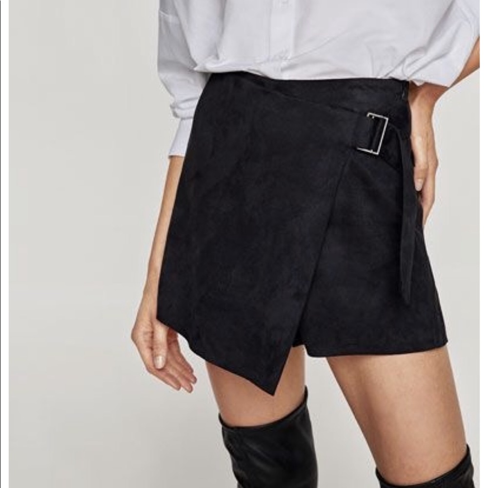 Zara Faux Suede Skort
